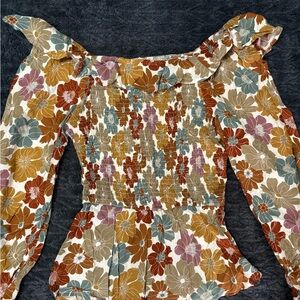 Chic Floral Ruffle Blouse